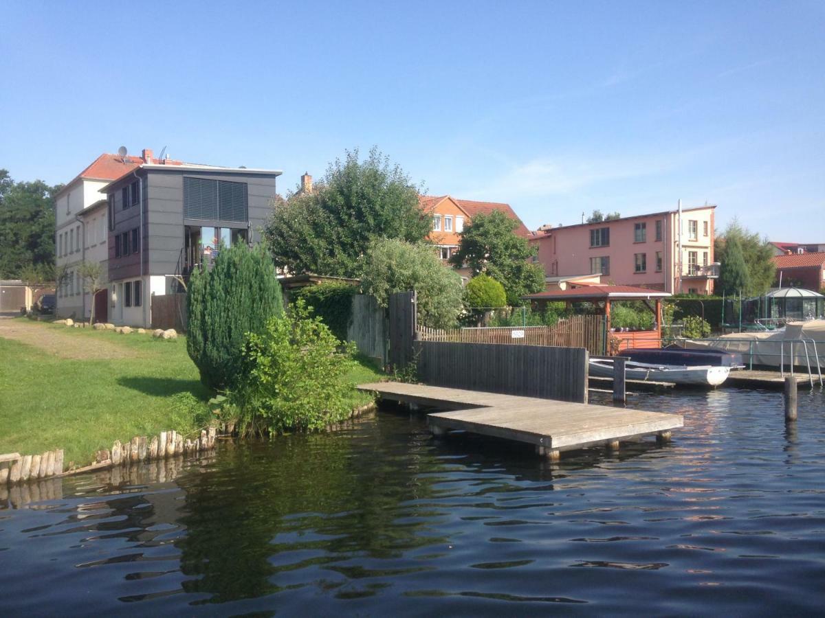 "An Der Wasserstrasse" Malchow  Exteriör bild